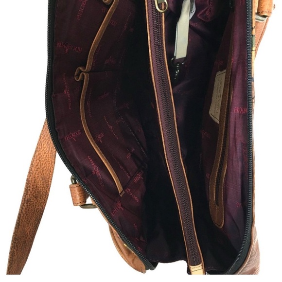 Anuschka Artistic Shoulder Bag and wallet - Picture 10 of 13